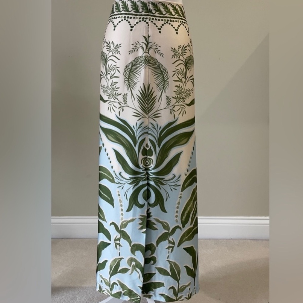 Floral Green and White Women's Skirt - Picture 6 of 7
